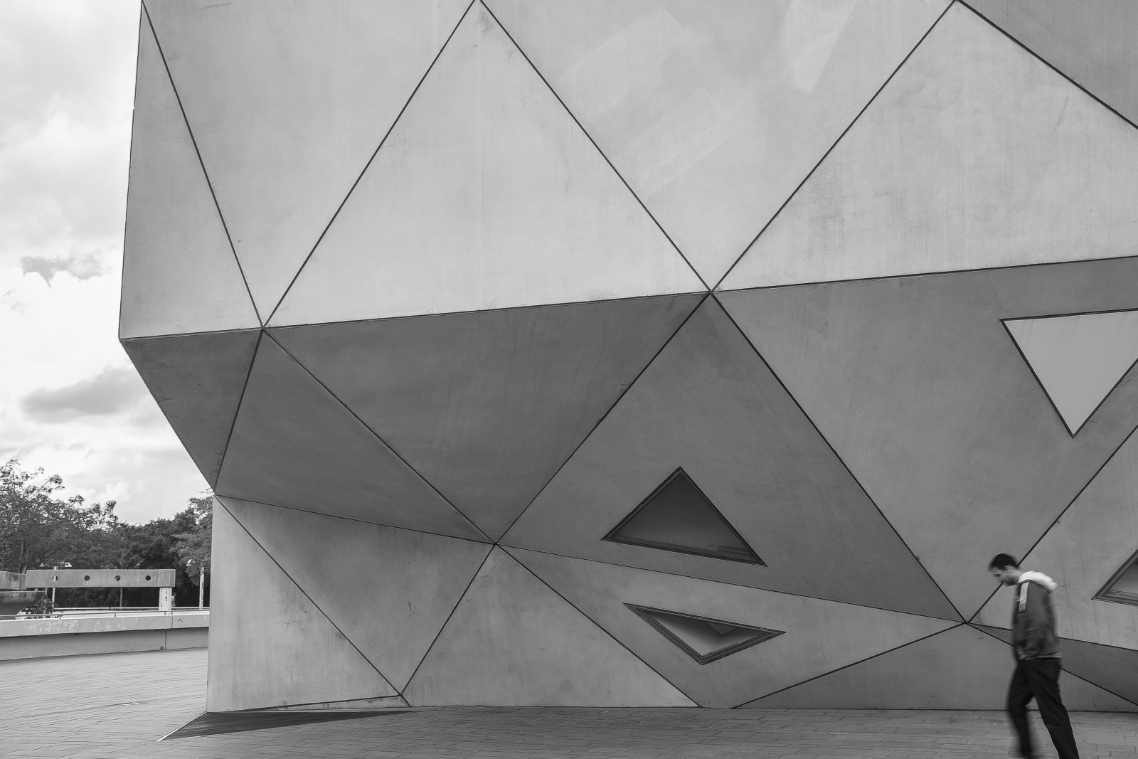 11 – The Tel Aviv Museum of Art, Israel