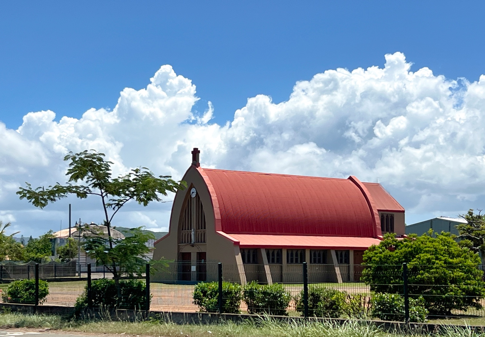 Koumac, Église Sainte-Jeanne_d'Arc