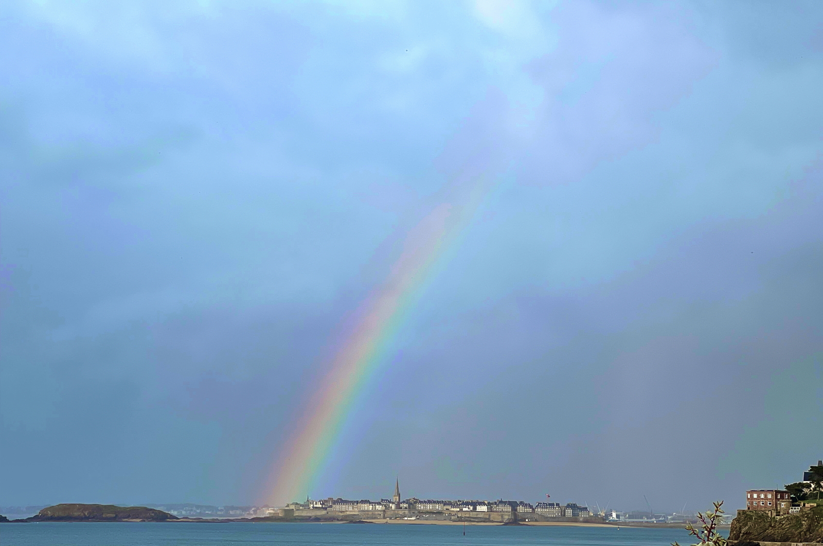 22 – Saint-Malo, seen from Dinard