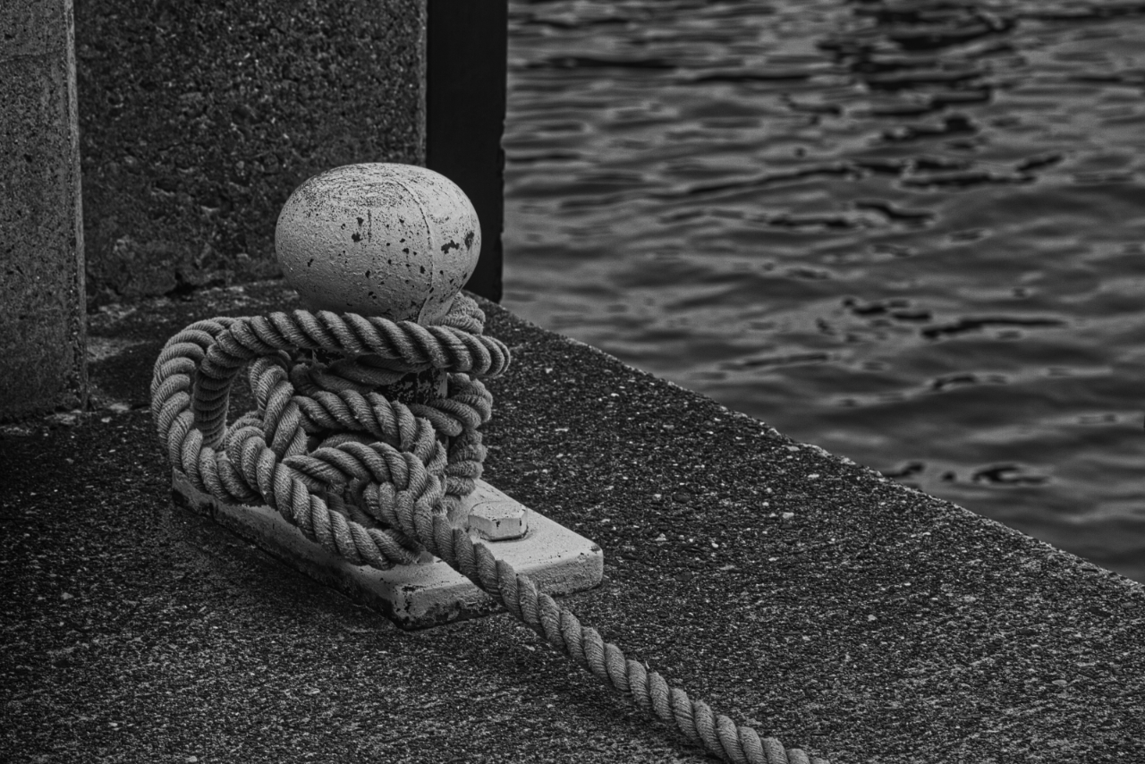 5 – Bollard in harbour of Chikubushima (竹生島), Japan 