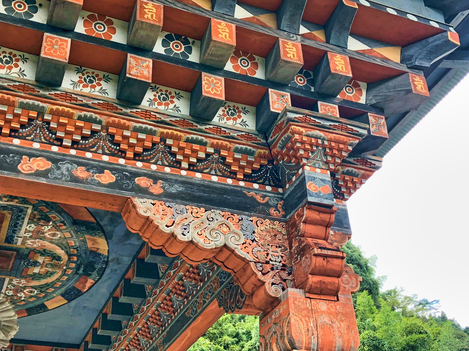 9 – Miyoshi, detail of shrine