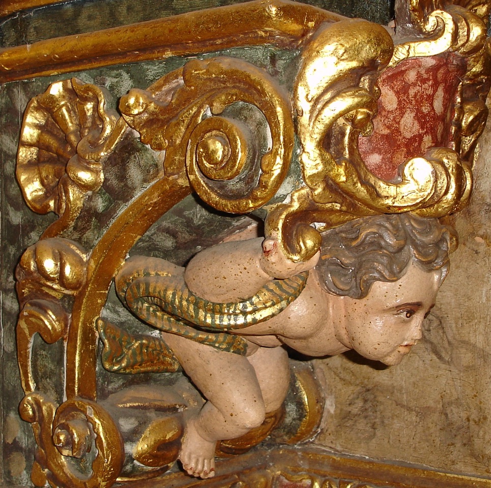 Cherub as telamon or atlantes, Esposende